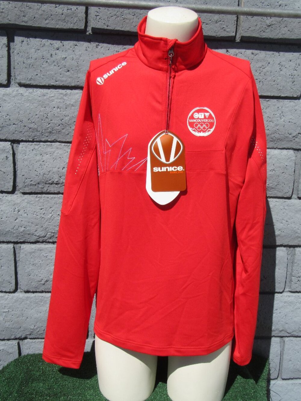 Brand New Sunice CTV Vancouver Olympics 2010 1/4 Zip Pullover Jacket Size Large